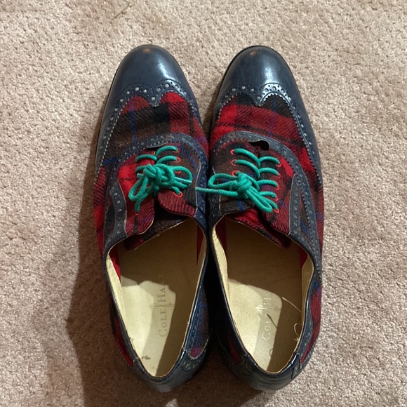 Cole Haan red plaid Oxford shoes - Picture 2 of 6